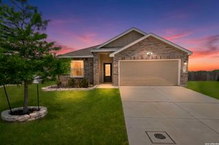 105 OLYMPIC CV, Seguin, TX 78155