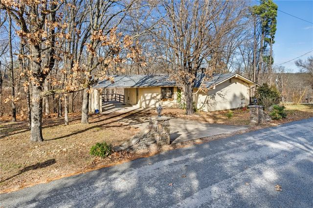 1 Elizabeth Drive, Bella Vista, AR 72715