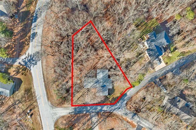 1 Elizabeth Drive, Bella Vista, AR 72715