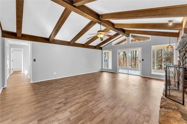 1 Elizabeth Drive, Bella Vista, AR 72715