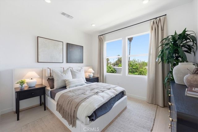 10728 Golden Koi B, El Monte, CA 91731