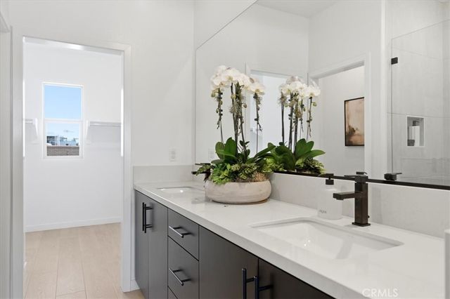 10728 Golden Koi B, El Monte, CA 91731