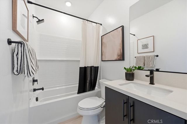 10728 Golden Koi B, El Monte, CA 91731