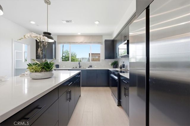 10728 Golden Koi B, El Monte, CA 91731