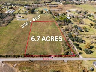 6730 Avenue T, Santa Fe, TX 77510