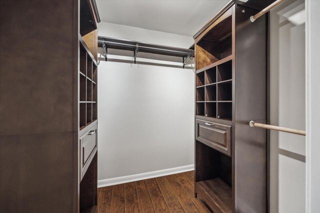 5830 Ludington Drive, Houston, TX 77035