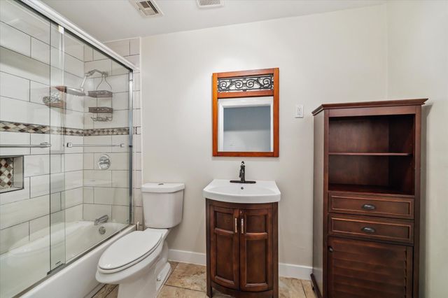 5830 Ludington Drive, Houston, TX 77035