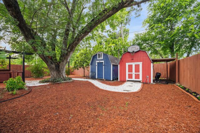 5830 Ludington Drive, Houston, TX 77035