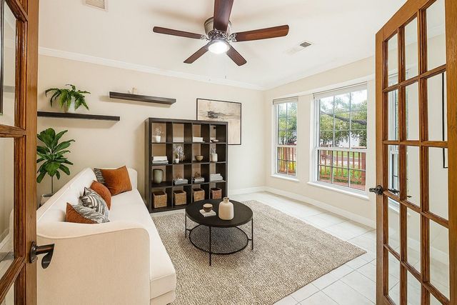 5830 Ludington Drive, Houston, TX 77035