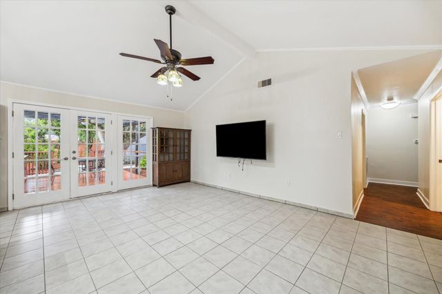 5830 Ludington Drive, Houston, TX 77035