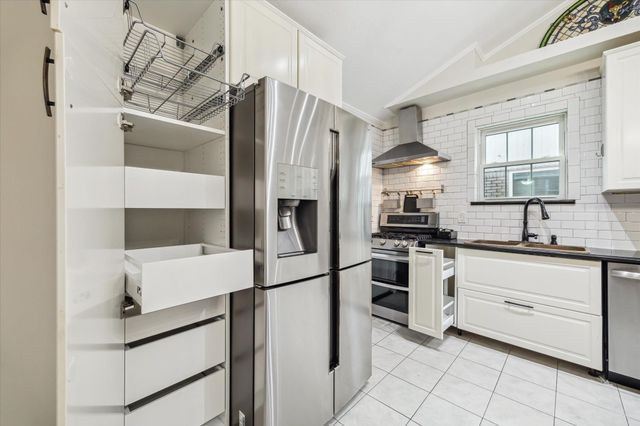 5830 Ludington Drive, Houston, TX 77035