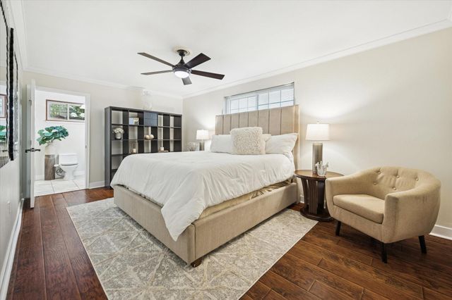 5830 Ludington Drive, Houston, TX 77035