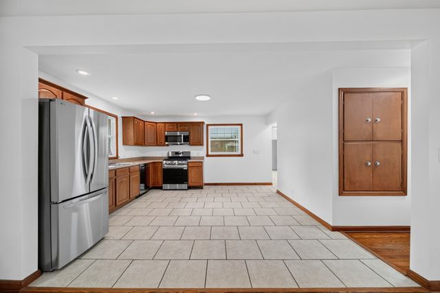 3628 COLONIAL Avenue, Millcreek, PA 16506