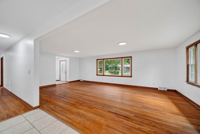 3628 COLONIAL Avenue, Millcreek, PA 16506