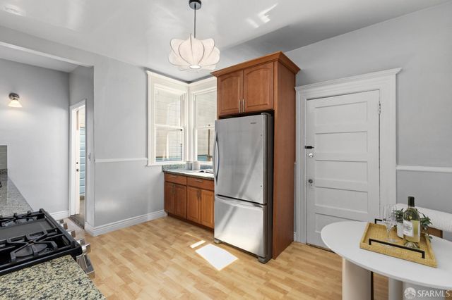 1239 6th Avenue, San Francisco, CA 94122