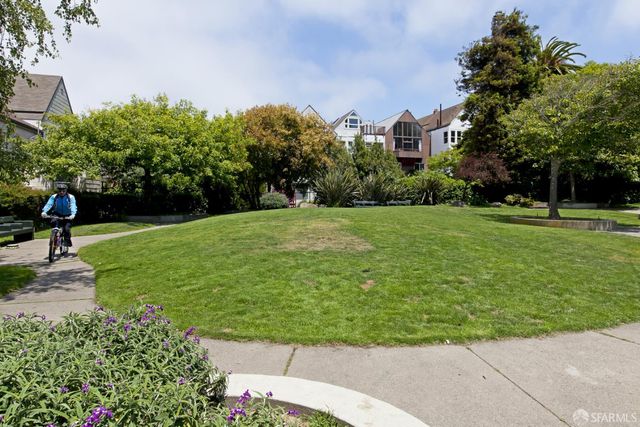 1239 6th Avenue, San Francisco, CA 94122