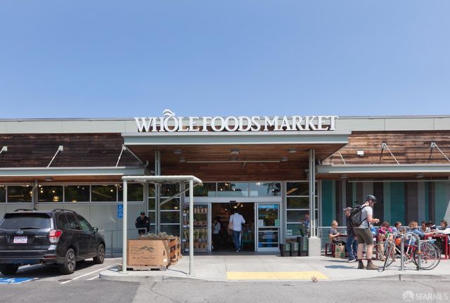 1239 6th Avenue, San Francisco, CA 94122