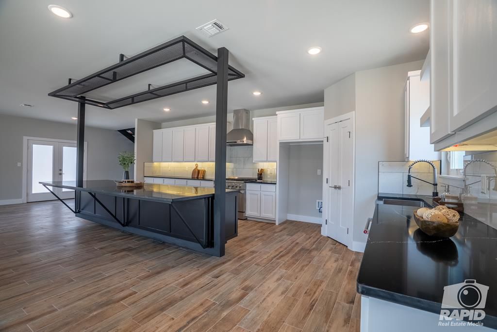 Image 13 of property listing at 4998 Silver Creek Pass, San Angelo, TX 76904