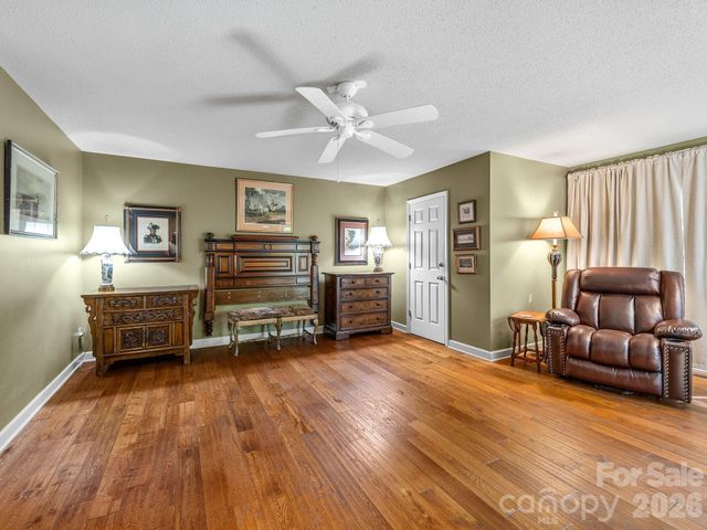 22 Hunting Country Trail, Tryon, NC 28782