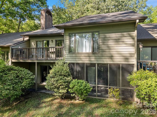 22 Hunting Country Trail, Tryon, NC 28782