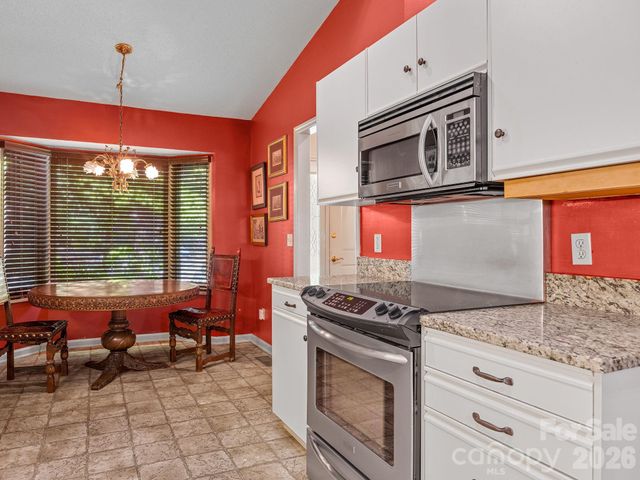22 Hunting Country Trail, Tryon, NC 28782