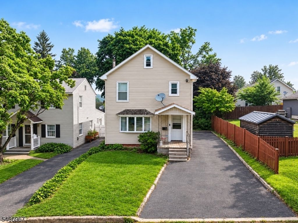 9 Chestnut St, Sussex Boro, NJ 07461 — photo 3