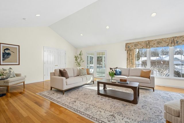 5 Wessonville Village Way 5, Westborough, MA 01581