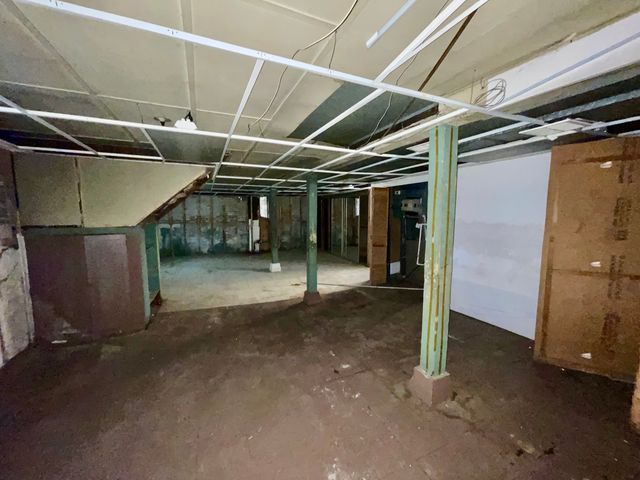 7919 S Wabash Avenue, Chicago, IL 60619