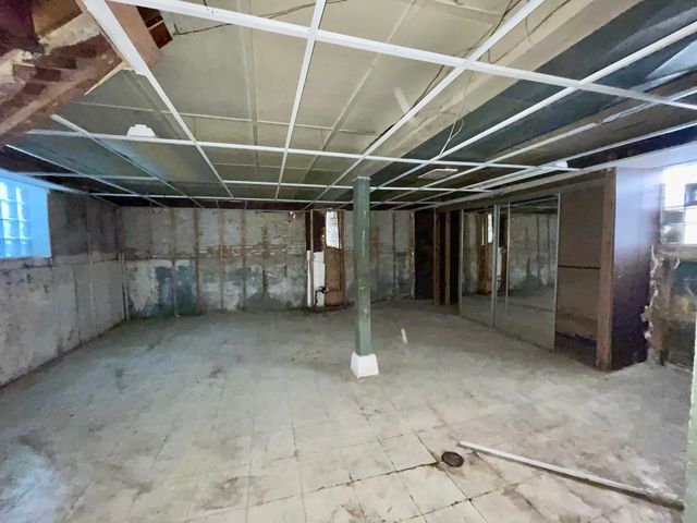 7919 S Wabash Avenue, Chicago, IL 60619