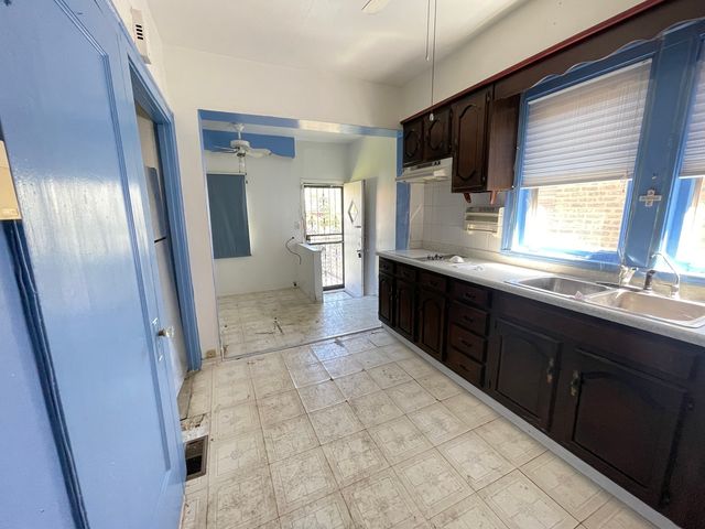 7919 S Wabash Avenue, Chicago, IL 60619