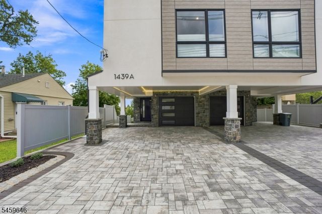 1439 River Rd 1, Edgewater Boro, NJ 07020