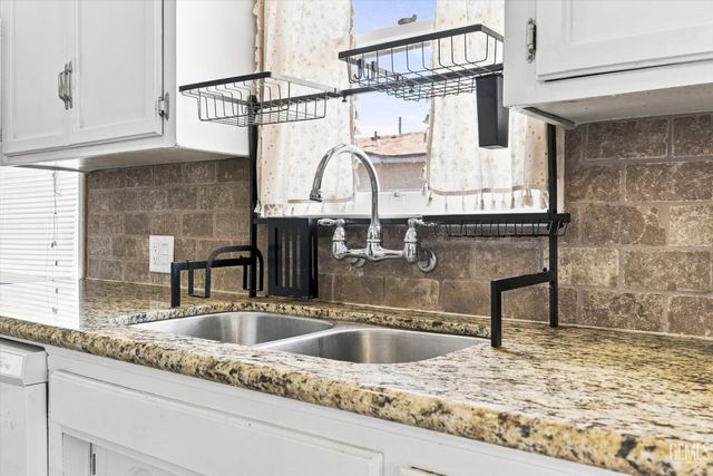 231 A Street, Bakersfield, CA 93304