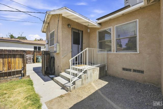 231 A Street, Bakersfield, CA 93304