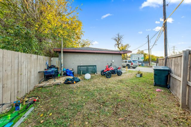 3332 Rutledge Street, Dallas, TX 75215