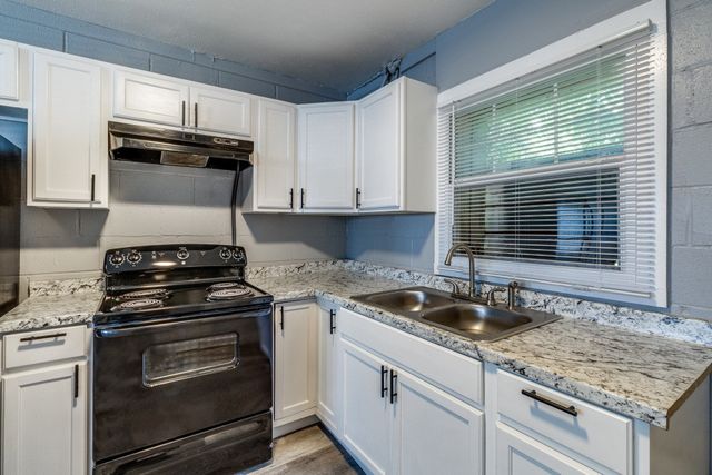 3332 Rutledge Street, Dallas, TX 75215