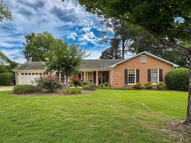 6014 Charing Drive, Columbus, GA 31909