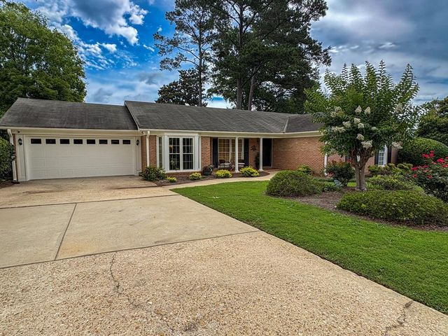 6014 Charing Drive, Columbus, GA 31909