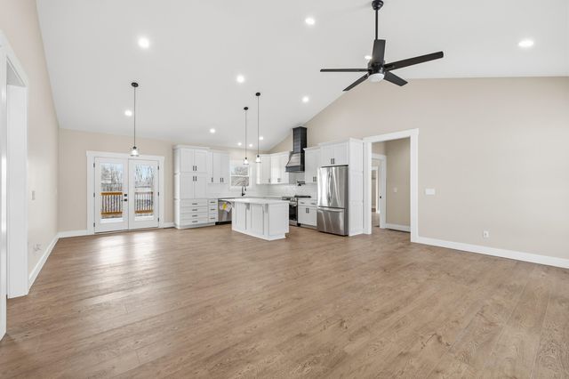 260 Cold Springs Drive, Harrodsburg, KY 40330