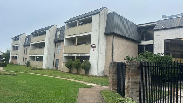 8421 Hearth Drive, Houston, TX 77054