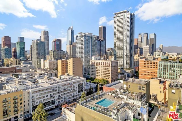 939 S Broadway 404, Los Angeles, CA 90015