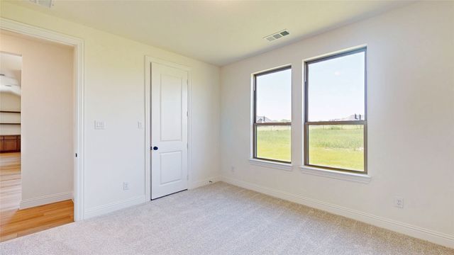 1099 Paradise Parkway, Poolville, TX 76487