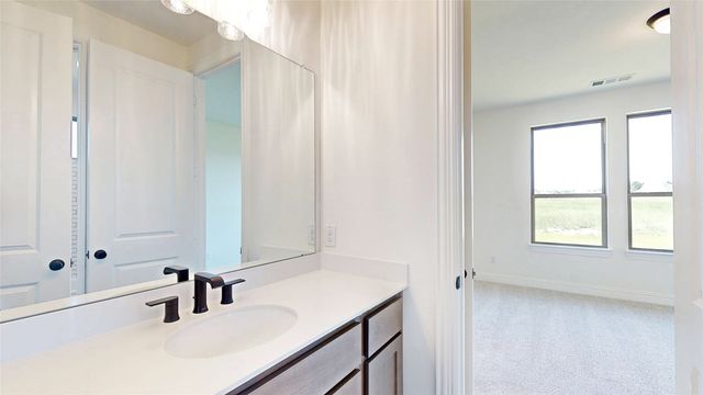 1099 Paradise Parkway, Poolville, TX 76487