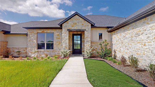 1099 Paradise Parkway, Poolville, TX 76487