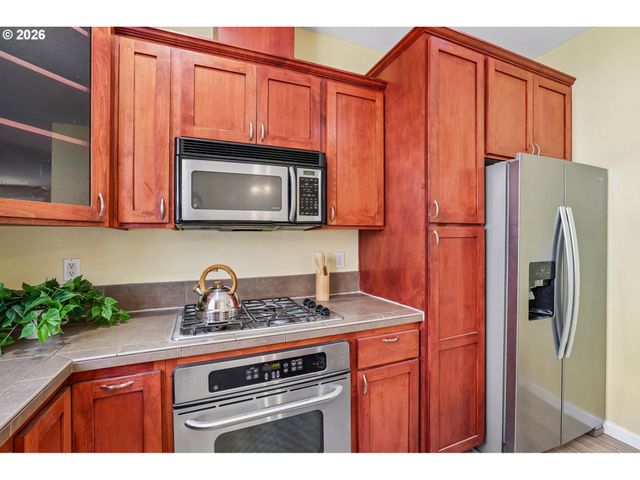 16236 Sw GAGE Ln, Beaverton, OR 97006