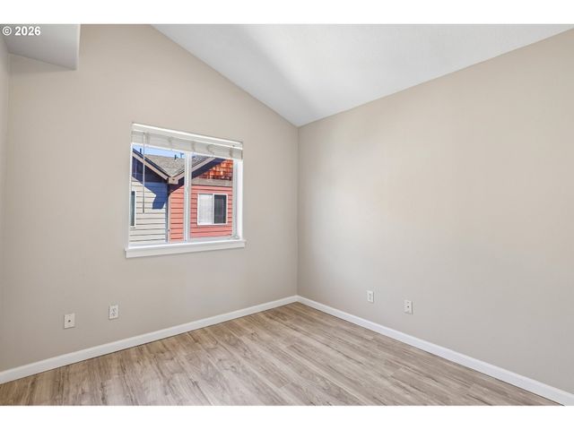 16236 Sw GAGE Ln, Beaverton, OR 97006