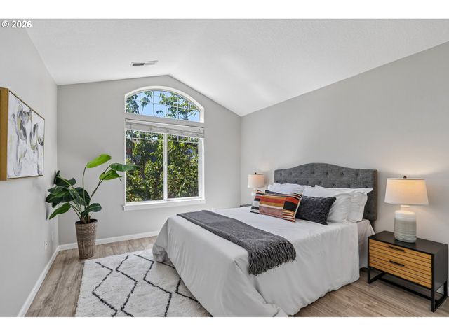 16236 Sw GAGE Ln, Beaverton, OR 97006