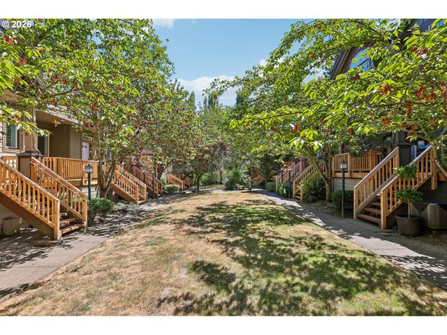 16236 Sw GAGE Ln, Beaverton, OR 97006