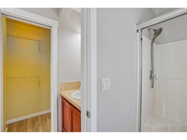 16236 Sw GAGE Ln, Beaverton, OR 97006