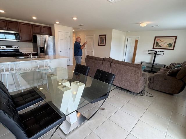 513 Ella Jean PL, La Belle, FL 33935