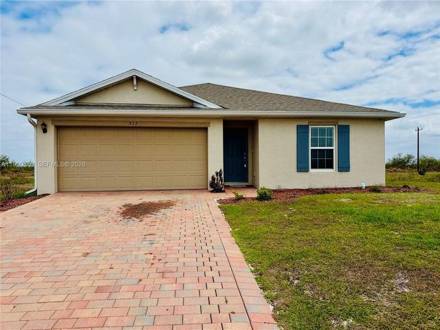 513 Ella Jean PL, La Belle, FL 33935